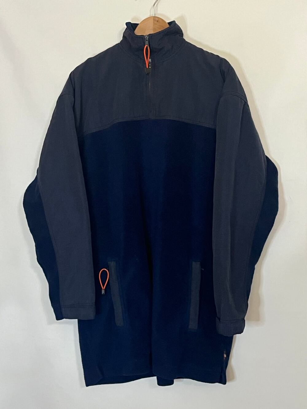 MacGear Long Men's Blue Jacket size 1XLT Pre-Owned QuarterZip. Pocket in sleeve.